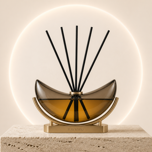 Reed Arc Flameless Diffuser by Taveiro